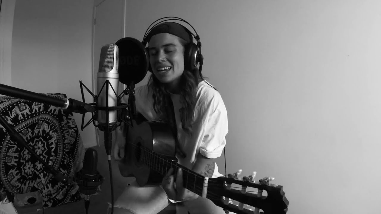 Tash Sultana - Mellow Marmalade Acoustic