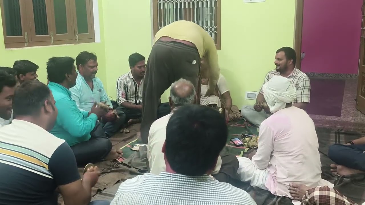 भेज देतू डोलियां कहार ए भौजी 