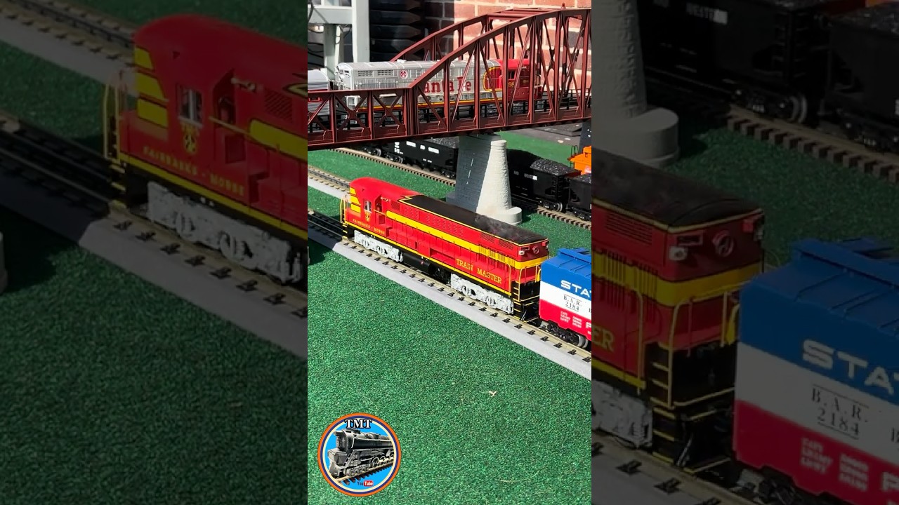 Lionel Electric Trains Outside in Beautiful Weather!