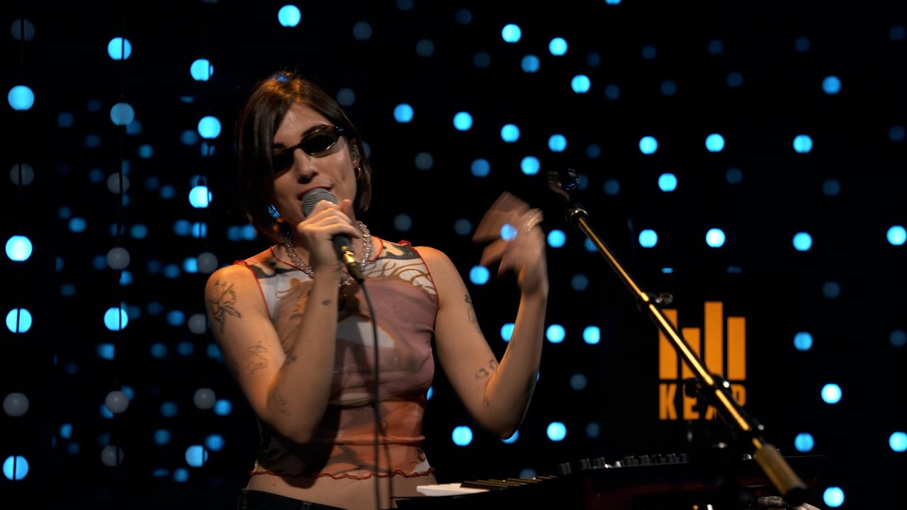 Cariño - Full Performance (Live on KEXP)