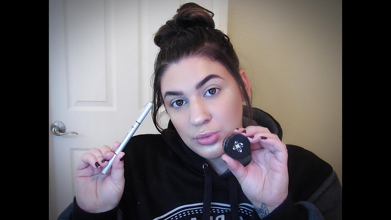 Brow Tutorial For Beginners (Pomade Vs. Pencil)