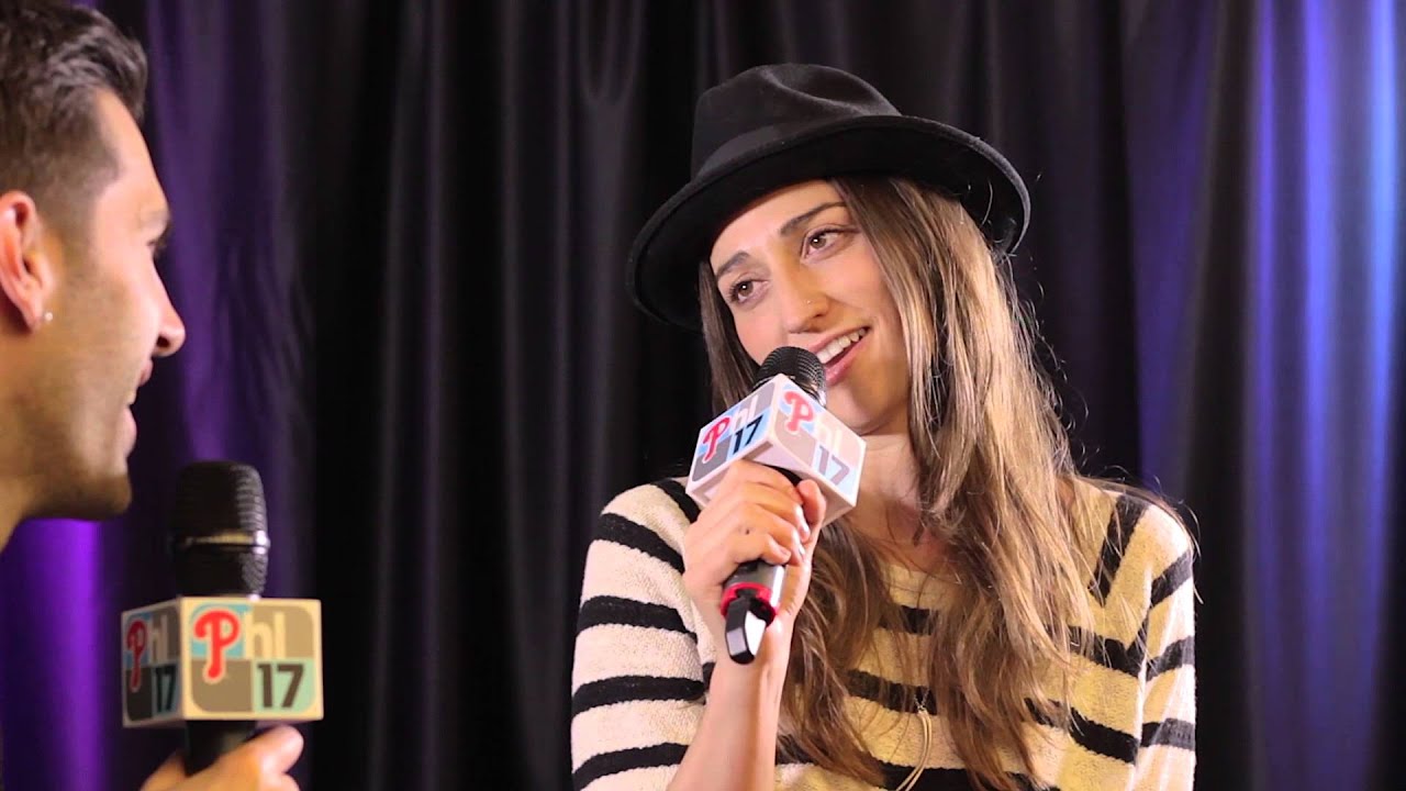 Sara Bareilles talks new album, social media addiction, & crying while performing