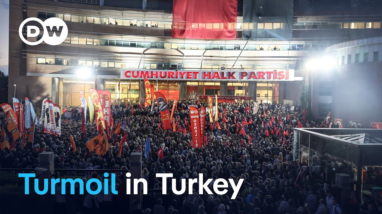 Protests in Turkey after court targets opposition party | DW News