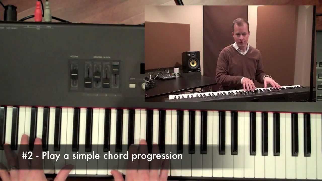 Worship keyboard tutorial: playing in the background