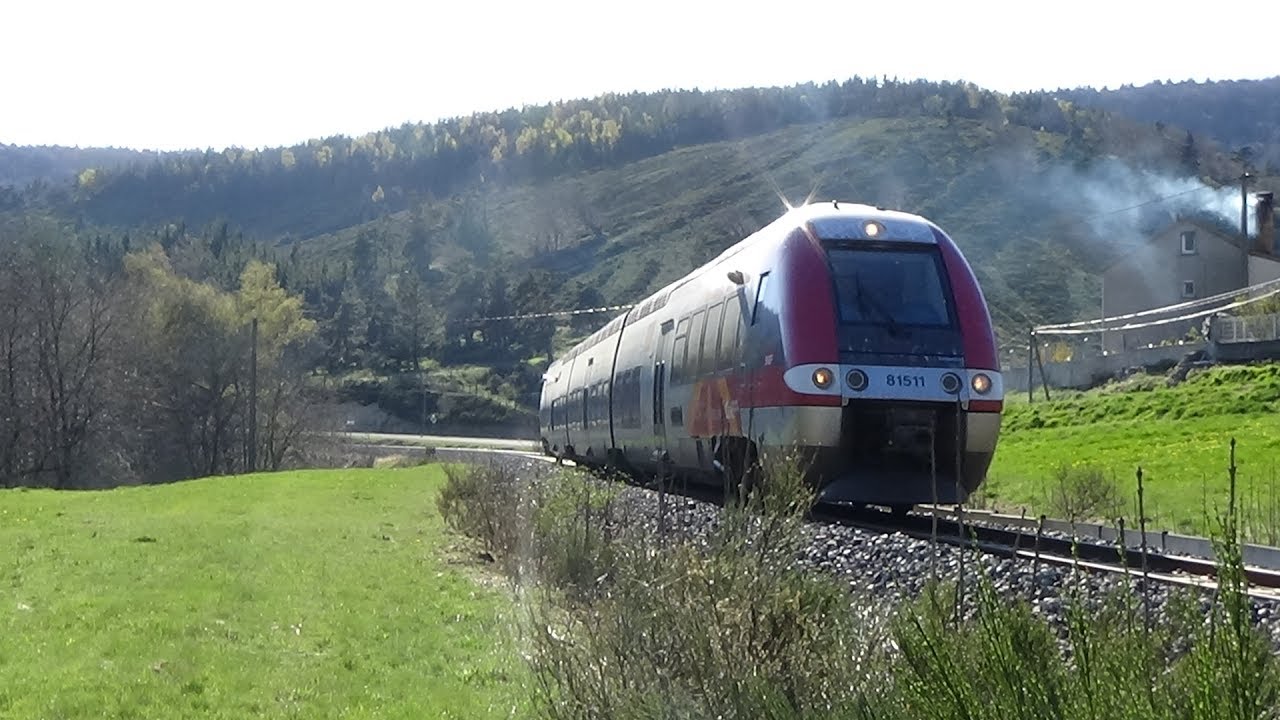 Compilation de sifflets de trains de Janvier &agrave; Juillet 2017.