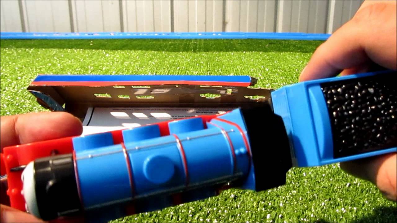Trackmaster Talking Gordon unboxing review and first run on NEW BIG LAYOUT!!