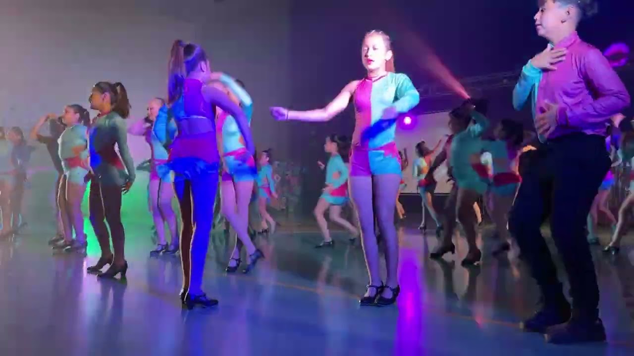CIERRRE 2024 Salsa Infantil Up Dance
