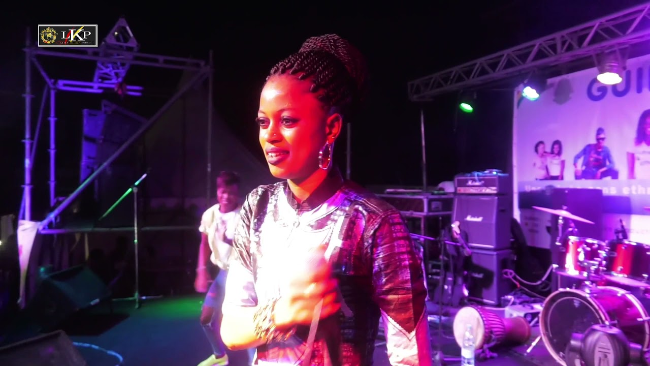Halima Bah en concert au Stade Iba Mar Diop, Dakar