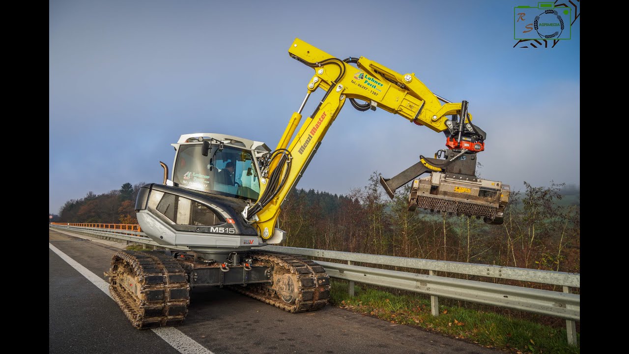 Spezialbagger auf der Autobahn/ Menzi Master 515/ FAE UML/HY / Lahner Forst