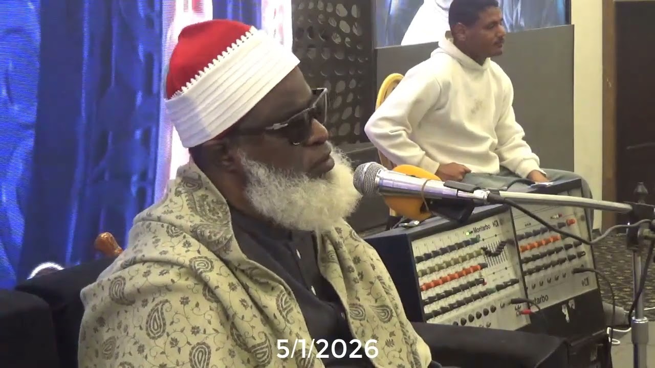 إبداع  الشيخ محمود أبوالحجاج المناعي  / في ثانوية أولاد آل السني - الغردقه - 5/1/026