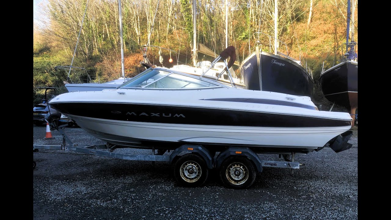 MAXUM 1900 SR Bowrider - 2002