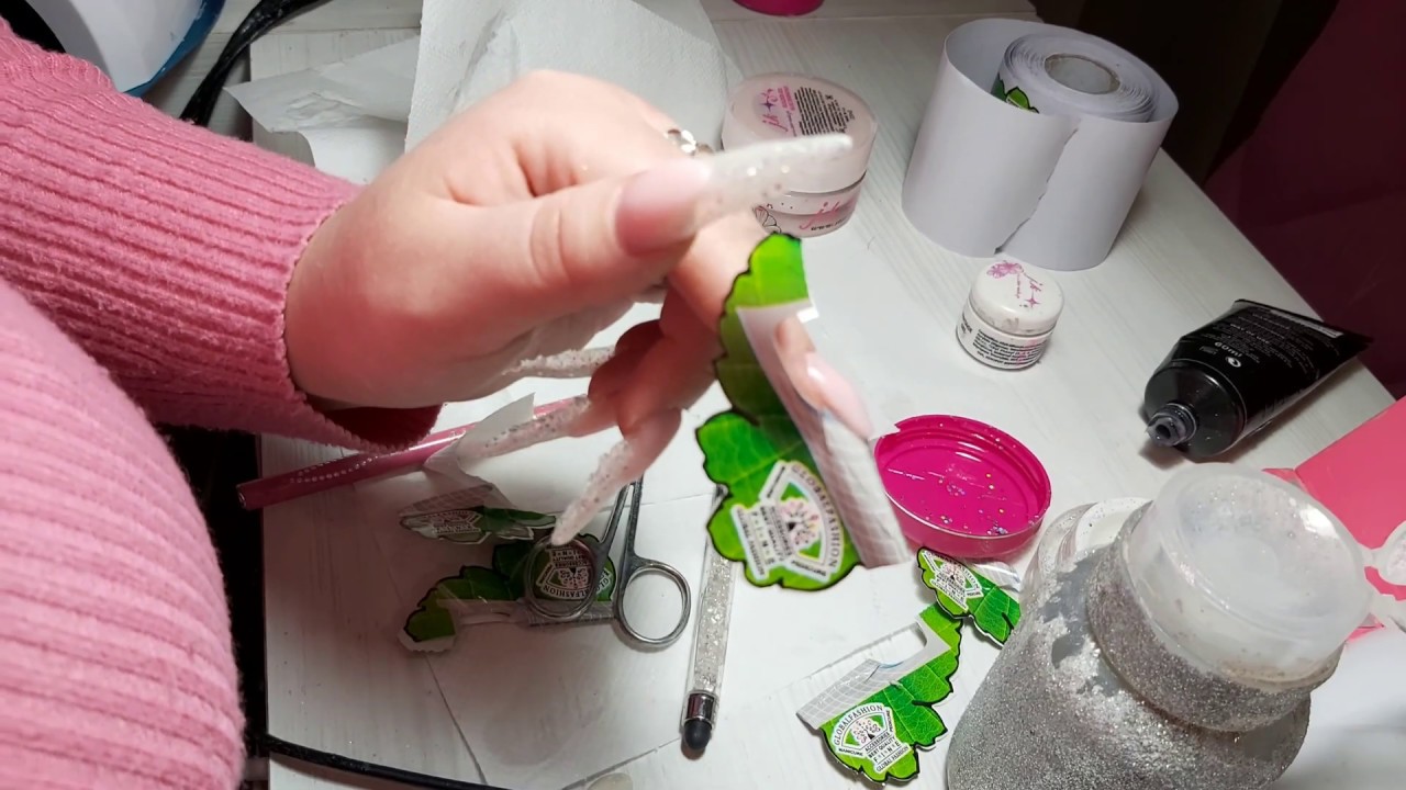 Stiletto nail art,ΧΤΙΣΤΟ ΓΑΛΛΙΚΟ ΓΛΙΤΤΕΡ