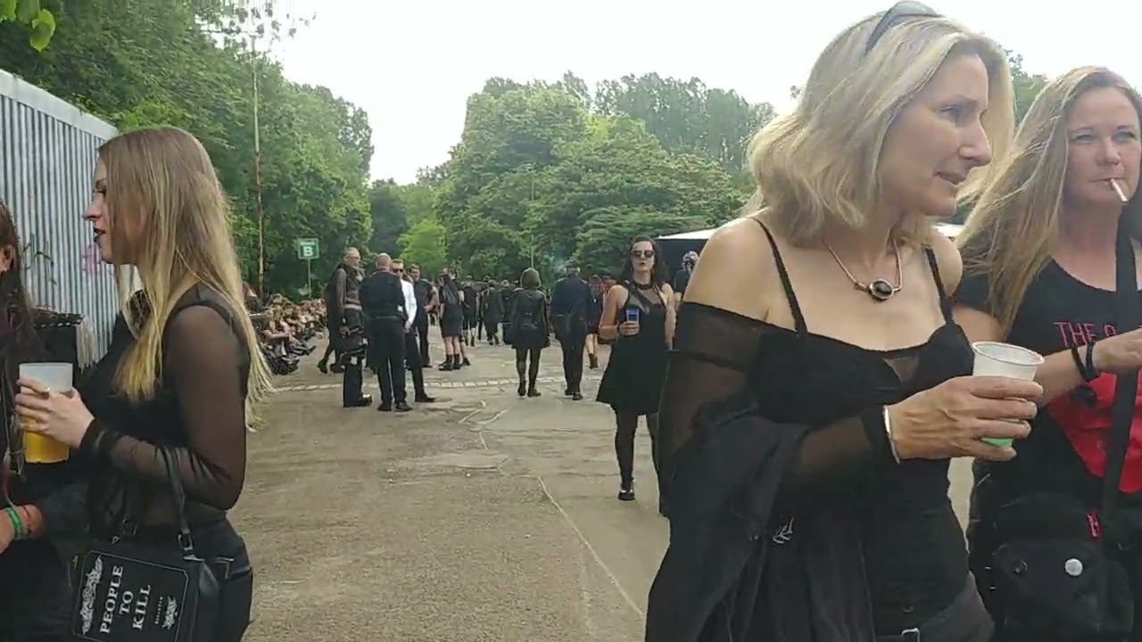 Impressionen vom 29. Wave - Gotik - Treffen 2022 in Leipzig
