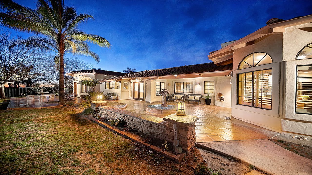 Touring a $1,398,000 one of a kind, exclusive equestrian estate in Southern California!