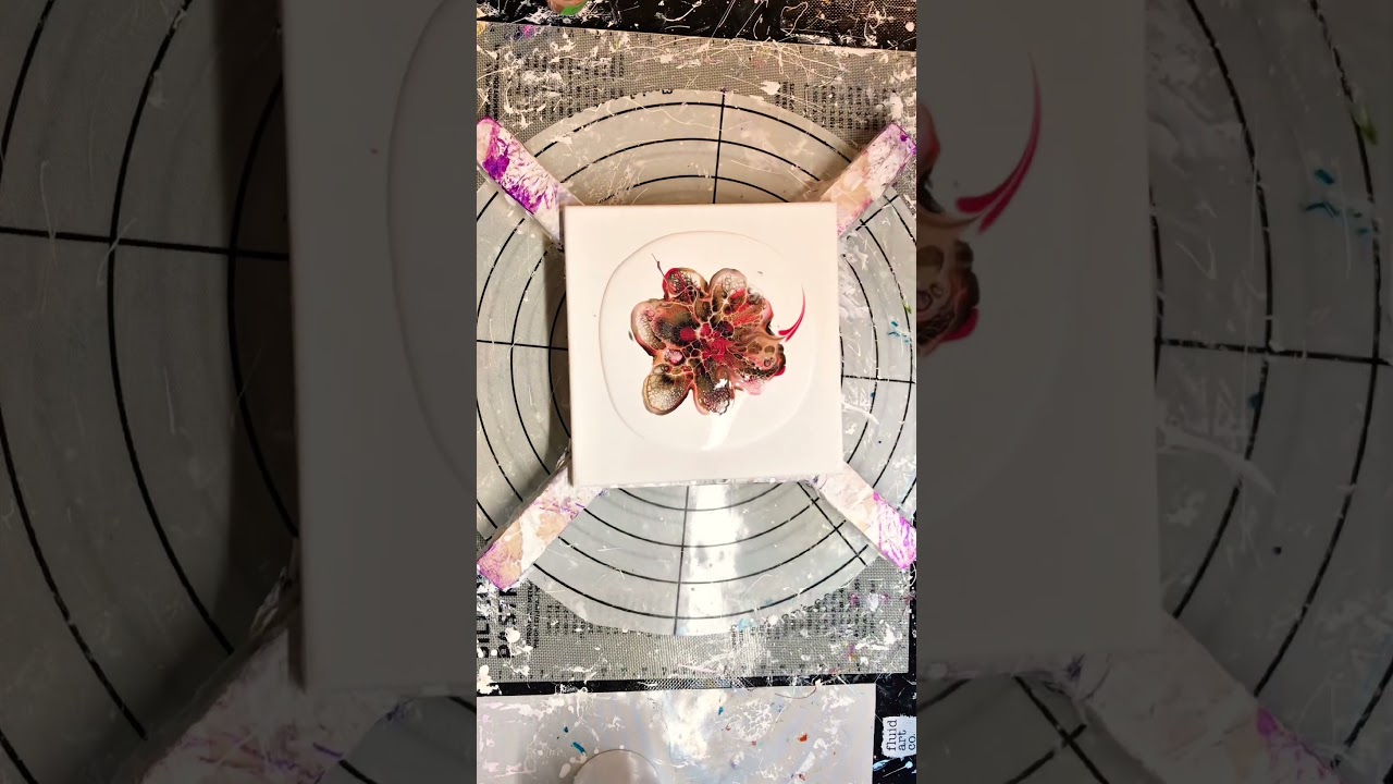 Как же это весело — переставлять краски! 🖌️🎨