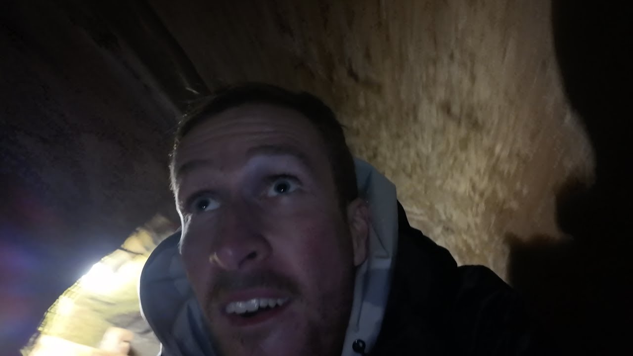 🇻🇳 Solo Exploring the Tunnels Where People Lived Underground for 6 Years (#78)