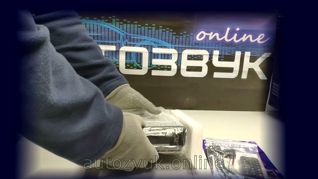 Распаковка и комплектность магнитолы Prology CMD 320.