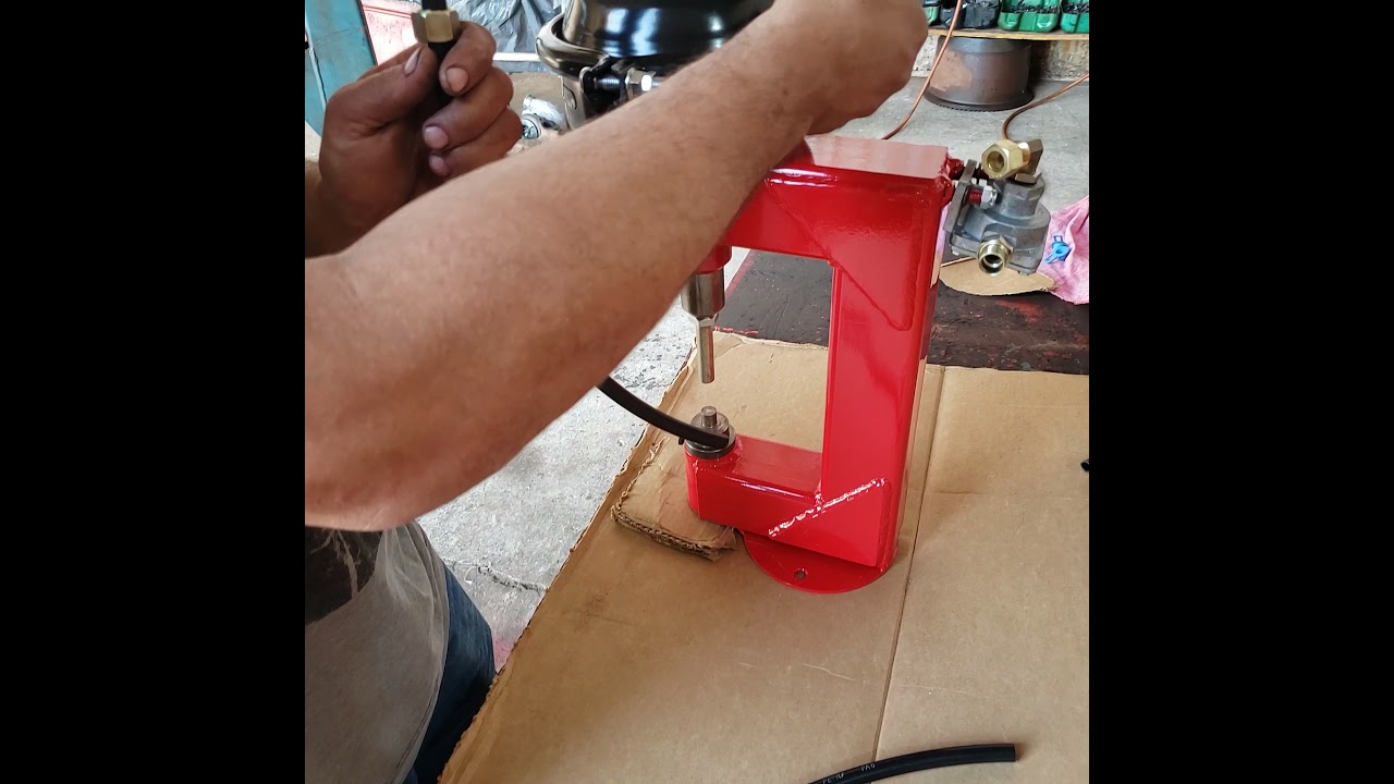 montagem da Arrebitadeira pneumática R 500