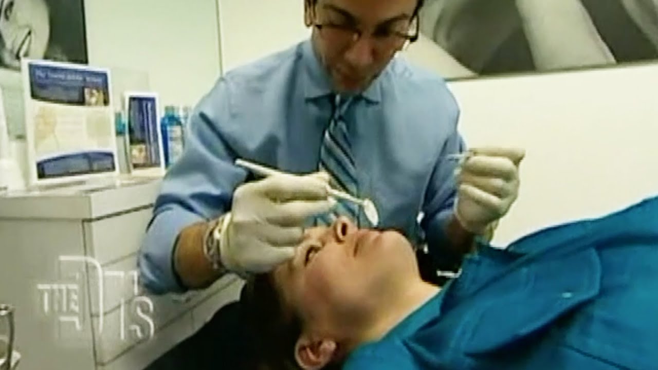 Dr. Bill Dorfman Introduces Scared Patient to The Dental Button!