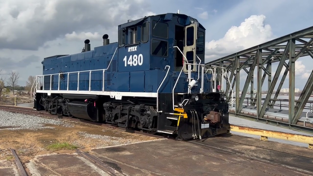 MP15AC, RTEX 1480-Running-East Coast Locomotive