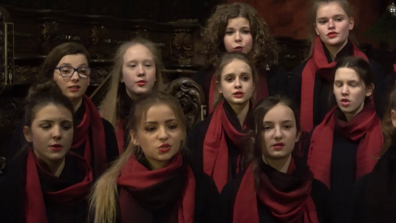 SKOWRONKI Girls' Choir / Lulajże Jezuniu / Hush, Little Jesus by Marek Raczyński
