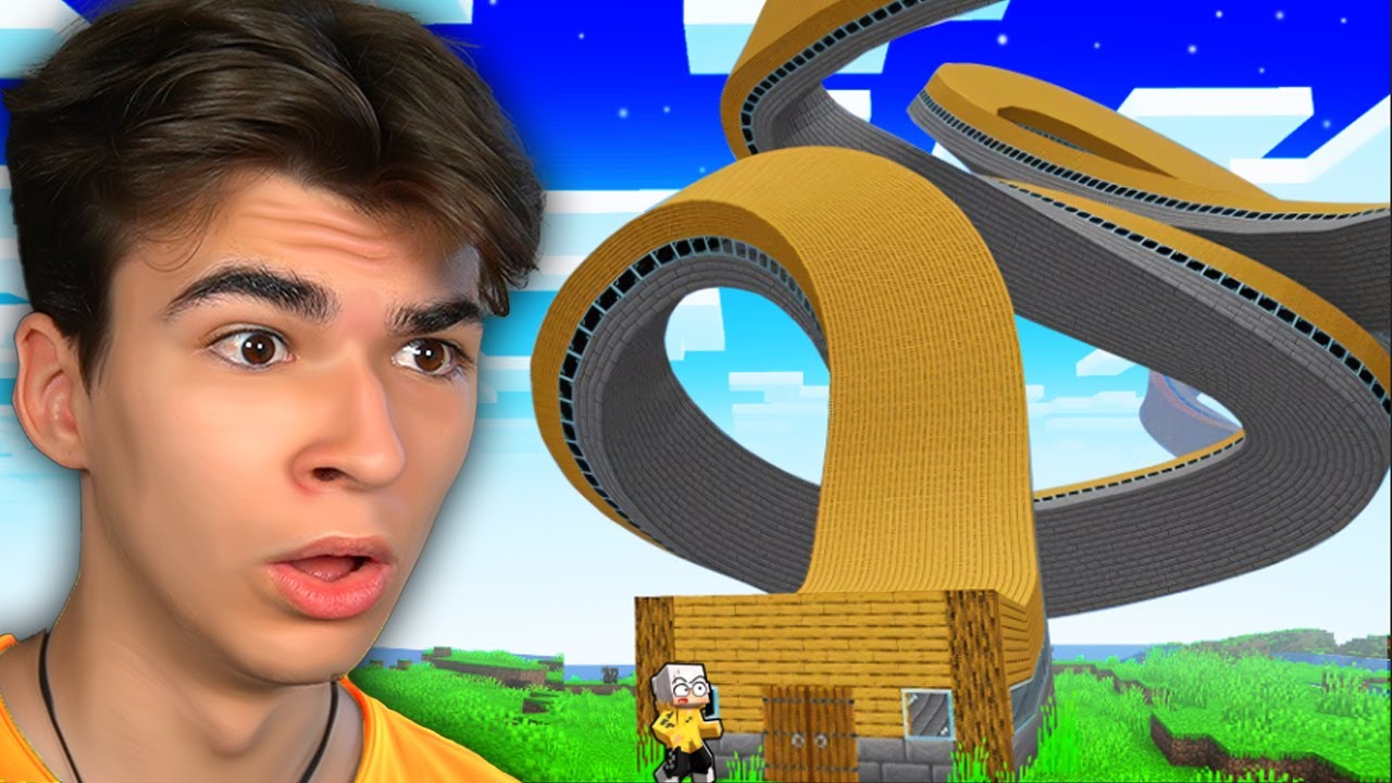 TROLLO il mio AMICO ALLUNGANDO LENTAMENTE la SUA CASA in Minecraft