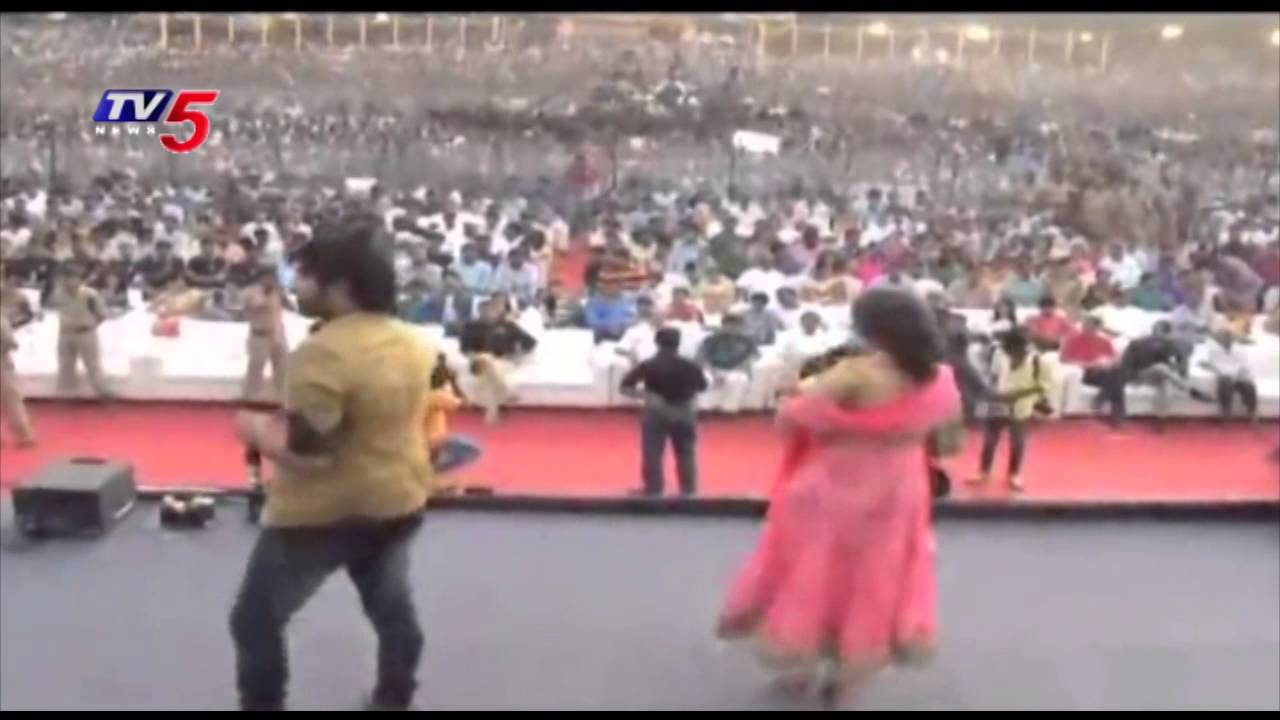 Singer Revanth & Damini Performance | Baahubali Audio Launch | TV5 News