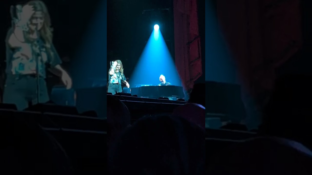 Kelly Clarkson - Beautiful Disaster 