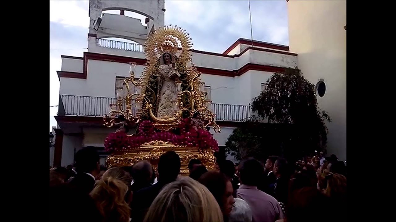 Procesión gloriosa de la Virgen del Rosario de Mairena del Aljarafe 18 de Mayo de 2014. Salida
