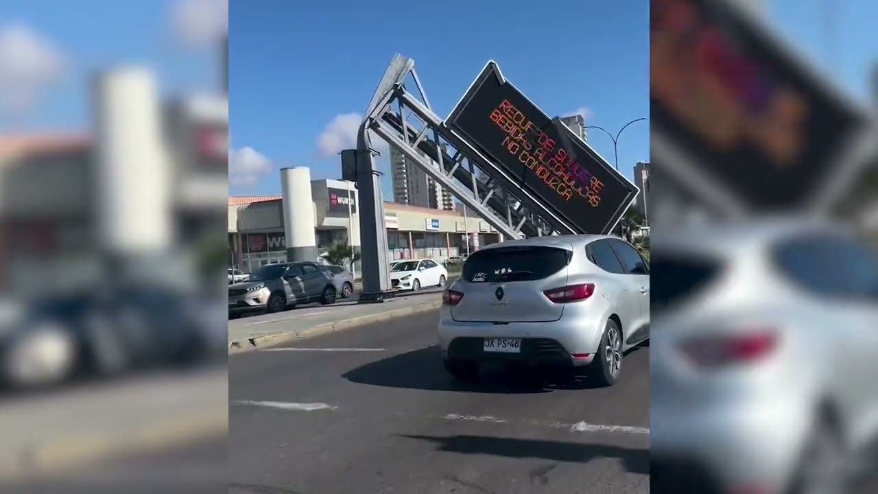 Camión derriba pantalla en plena costanera