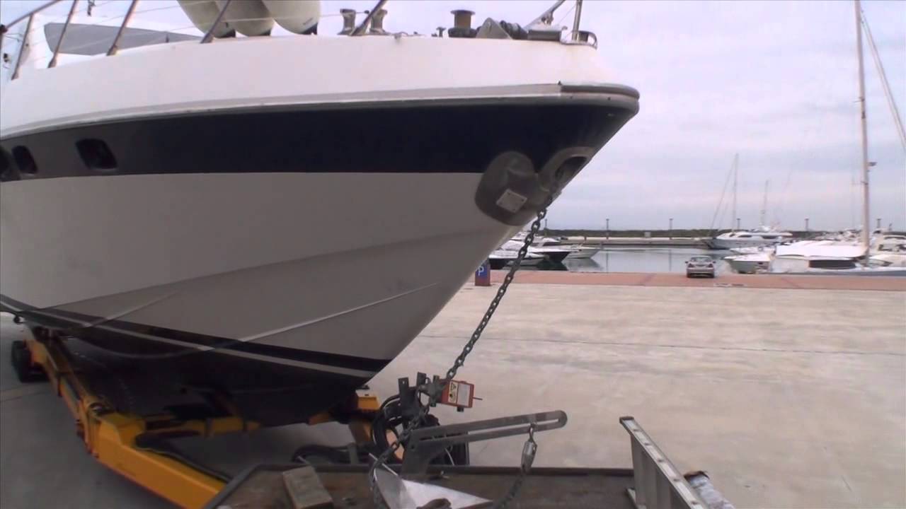 ПОДЪЕМ ПО СЛИПУ 47T ГИДРАВЛИЧЕСКИМ ТРЕЙЛЕРОМ ROODBERG