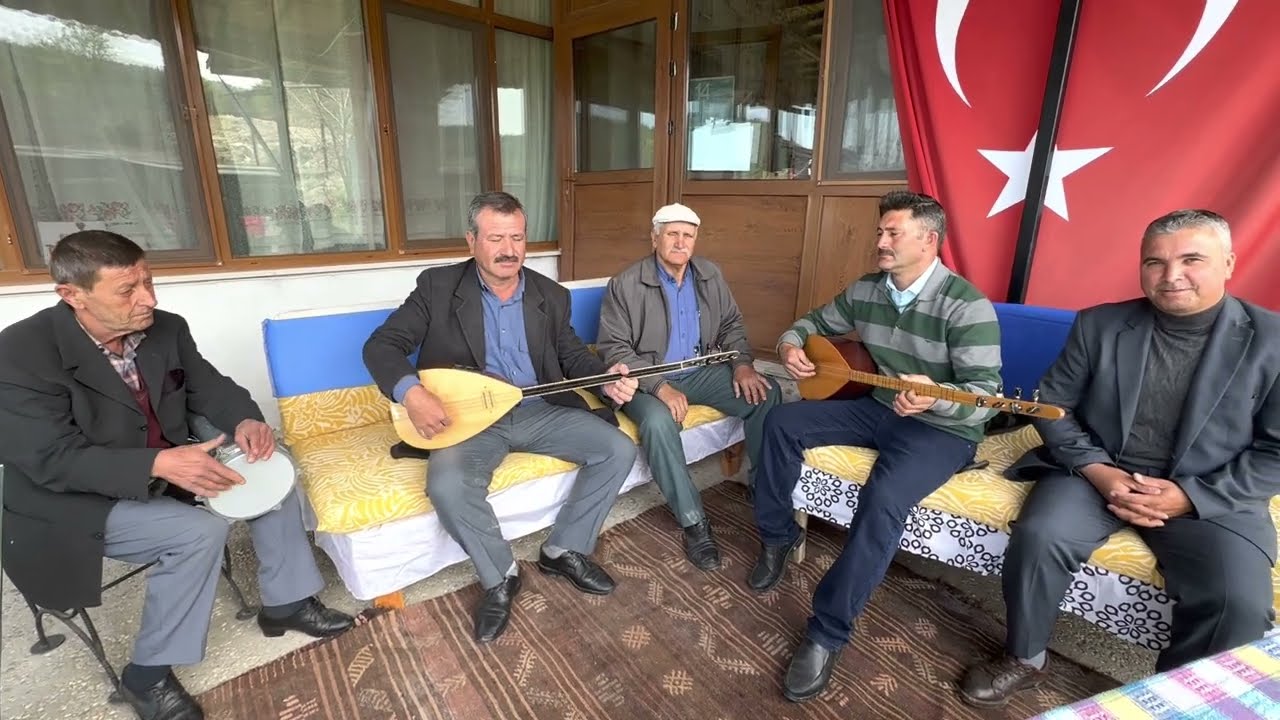 Selendili Dayılar - Selendi”nin Sarı Sarı Samanı