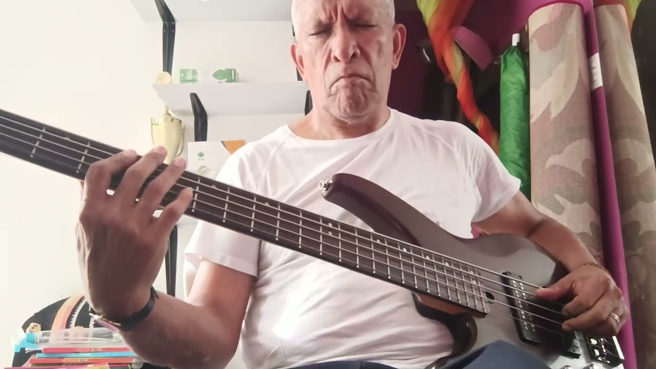 EL SECRETO DE MI GOZO:COVER BASS :DAVID EL CHICHE TORRES JIMENEZ BENDICIONES