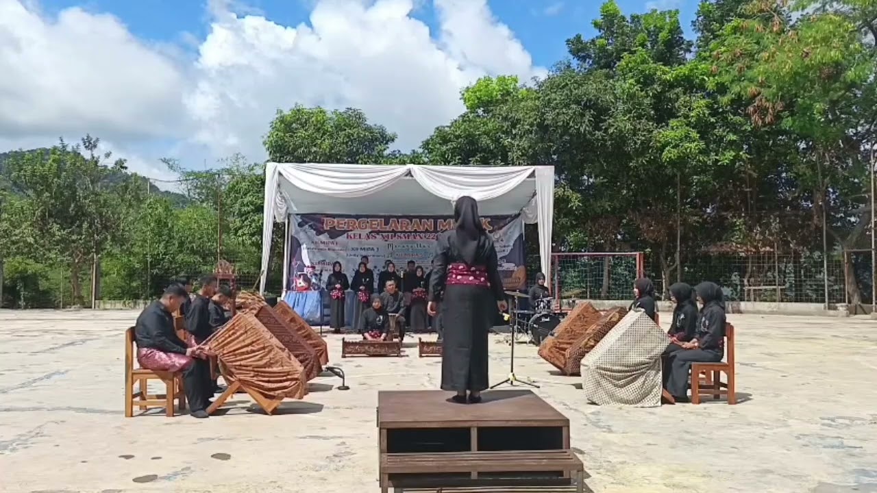 PERGELARAN MUSIK KELAS XII IPS-1 | SMAN 22 GARUT 
