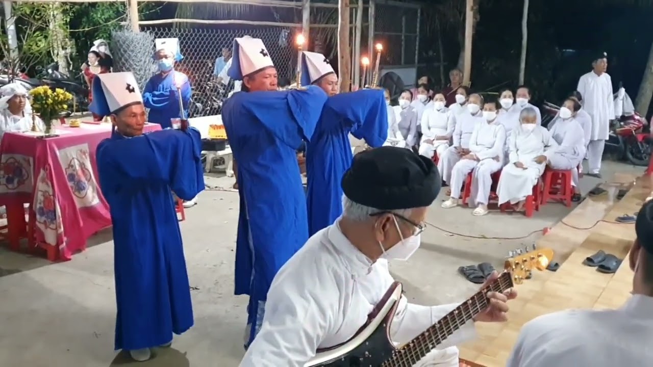 Trại hòm,thái giàu. làm lễ đăng điện, cầu siêu nghi tôn giáo cao đài