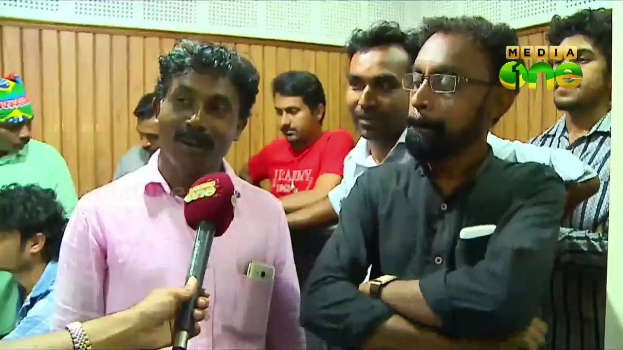 Adam Mulsi singing and seeking vote