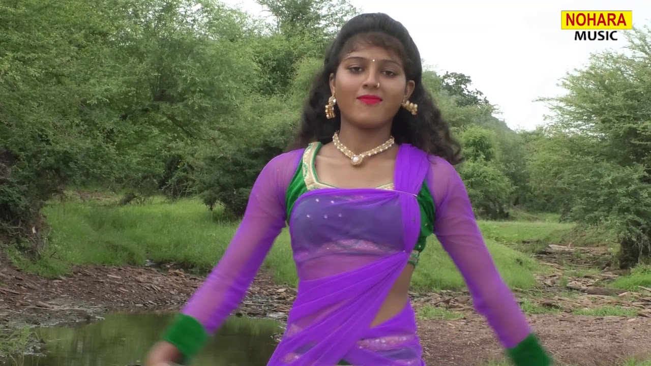 अजीत कटारा के गाने में चली जमकर चप्पल व जुती || Ajeet Katra Rasiya