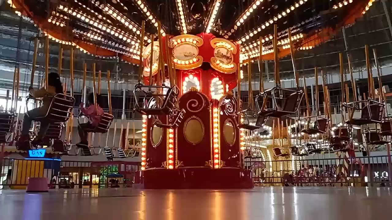 Mishel Swing Carousel