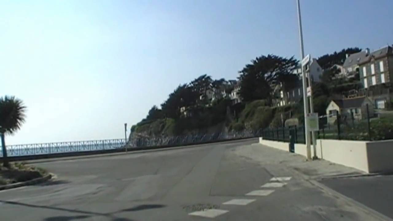 Driving Between 29550 Saint-Nic & Pentrez-Plage, Finist&egrave;re, Brittany, France 16th April 2010