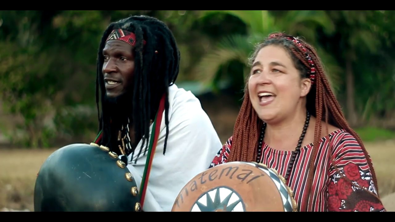 Mwana Wangu Wakura by Mbira Dzenharira, Mbira Spirit and Bereka