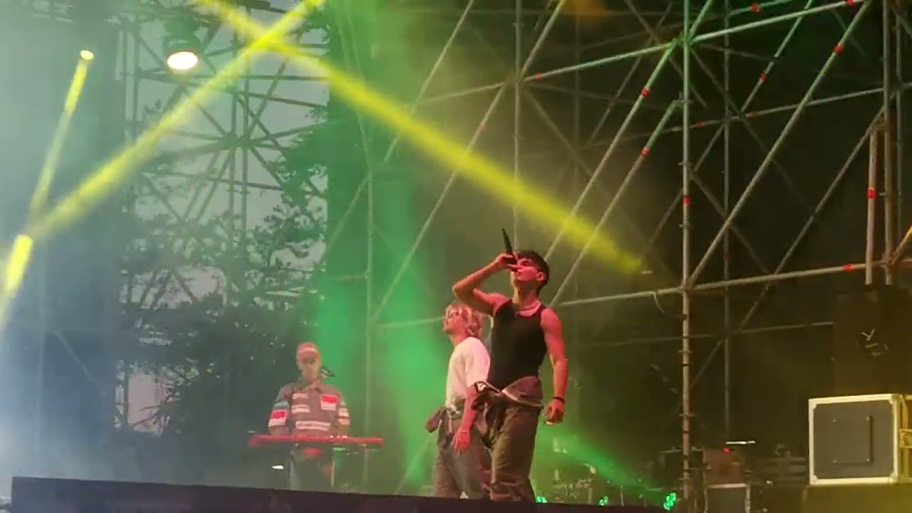 bnkr44 - SCRITTO PER TE live @Bologna - Oltre Festival - 25/06/23
