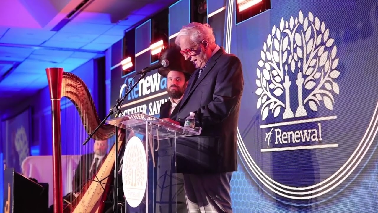 A Kidney Recipeint Meets His Kidney Donor For The First Time