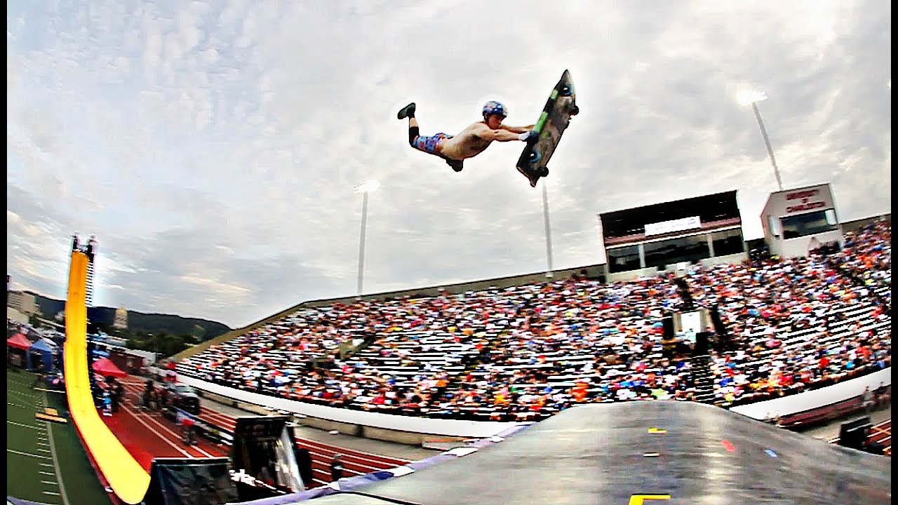 BODY BOARD vs MEGA RAMP!