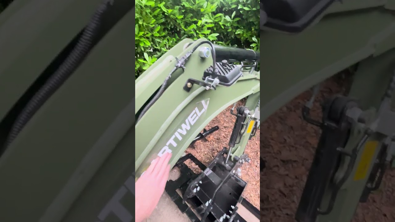 Cartiwell CW-16 Pro mini Chinese excavator arrived!