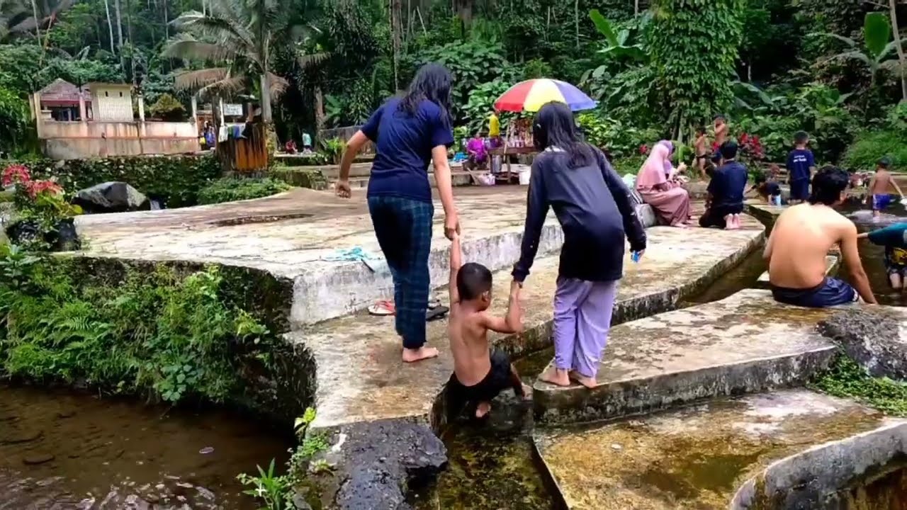 KOLAM RENANG AIR SEJUK#kolamrenang #airjernih #sumberair #purbalingga#barlingmascakeb
