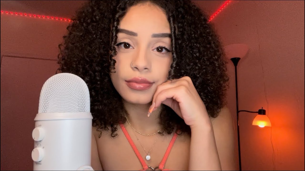 ASMR |💥Textured💥 Silicone Sounds (fast & aggressive tapping / scratching + mouth sounds )