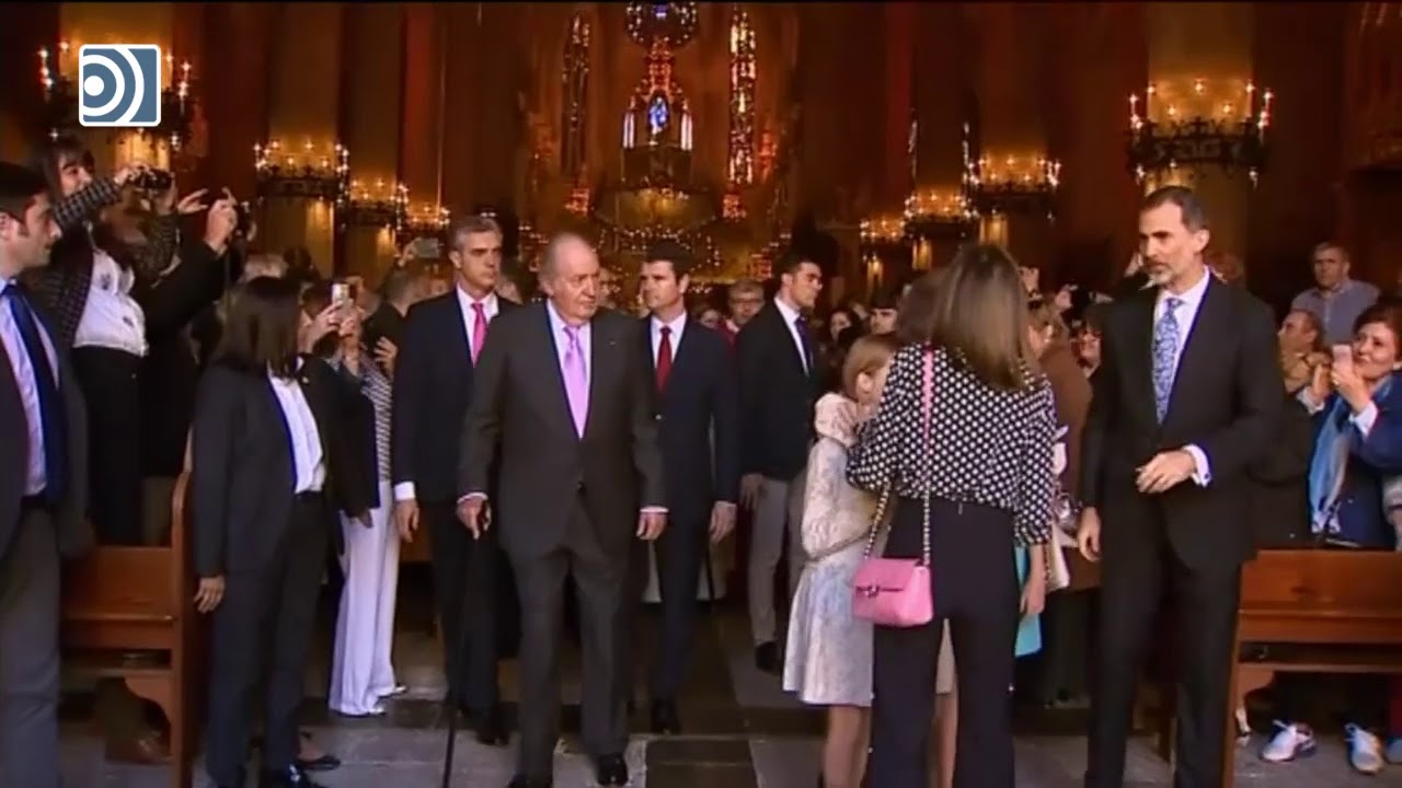 El tenso momento entre Letizia y do&ntilde;a Sof&iacute;a por una foto con sus nietas