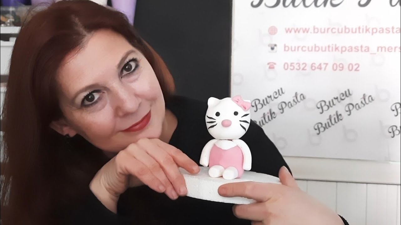 ★Şeker Hamurundan HELLO KITTY Figürü Nasıl Yapılır? / How to Make  HELLO KITTY Figure?★