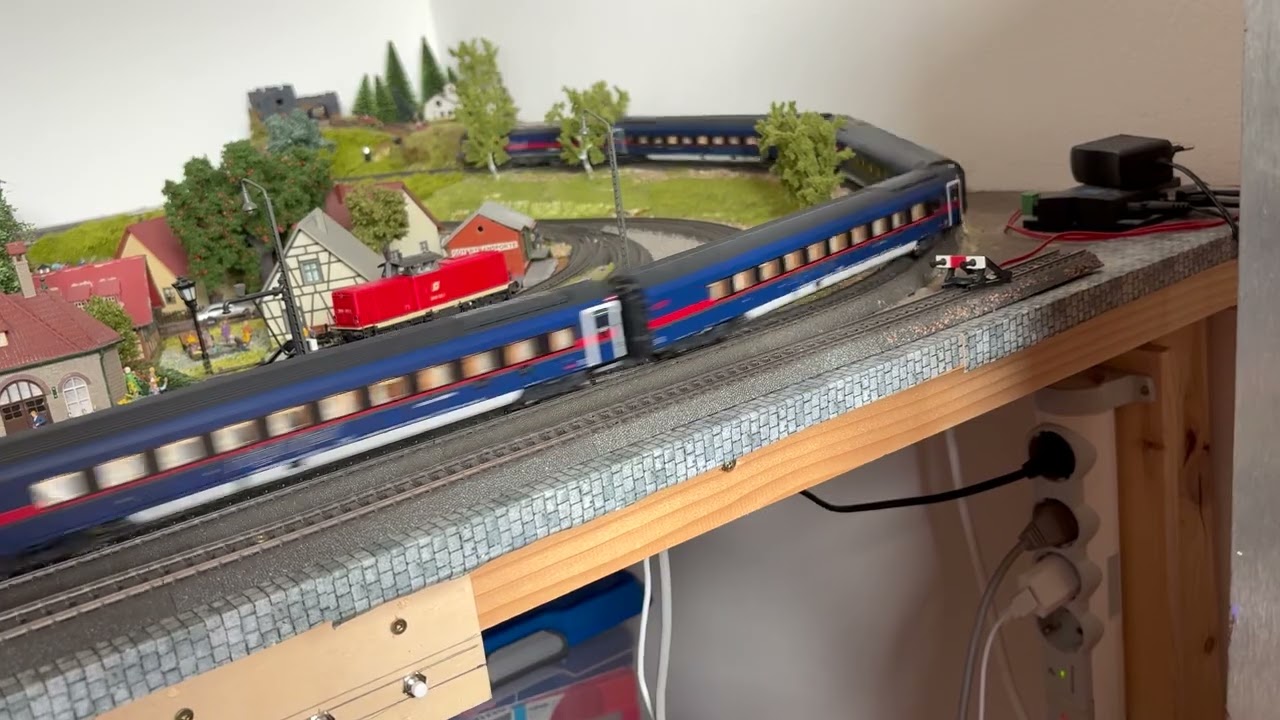 NightJet Vectron mit NEUEM Design