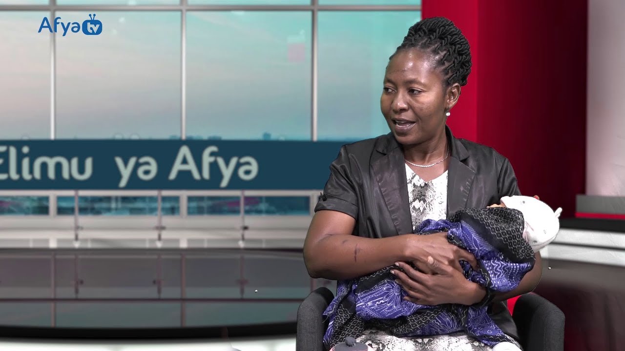 Fahamu Jinsi  ya Kumpakata Mtoto wakati wa Kunyonyesha  - 1